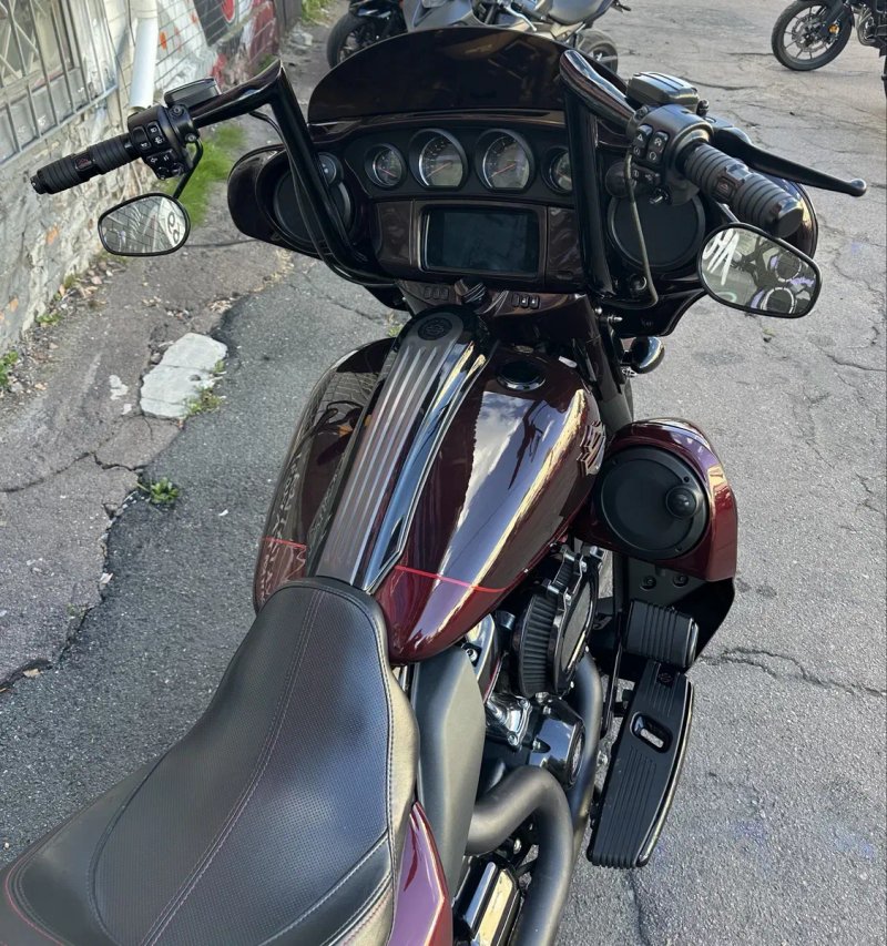Мотоцикл Harley-Davidson Street Glide CVO Special 2019 рік — фото 4