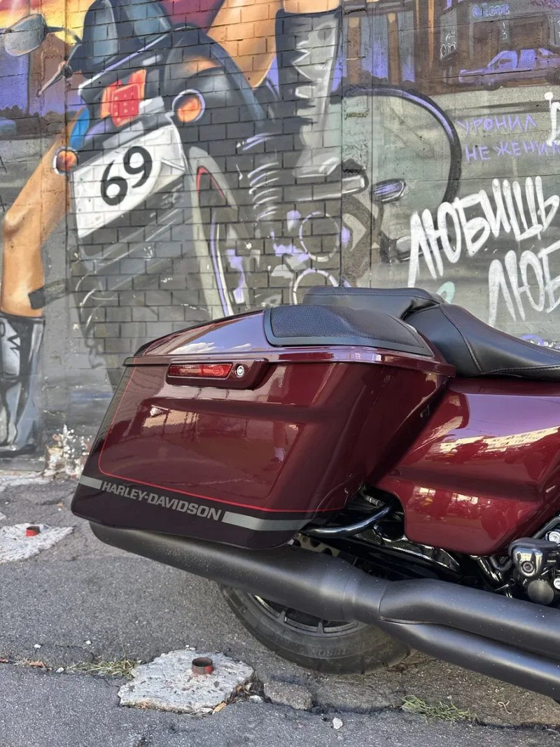 Мотоцикл Harley-Davidson Street Glide CVO Special 2019 рік — фото 5