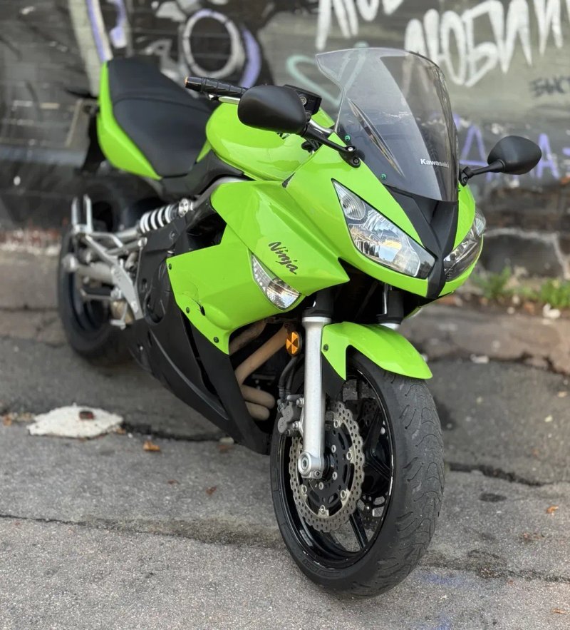 Мотоцикл Kawasaki EX650 2009 рік — фото 2