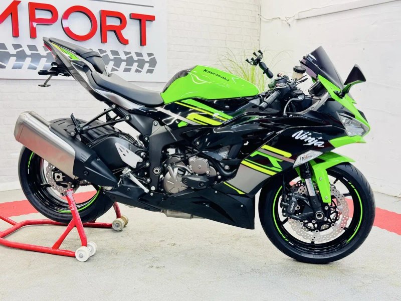 мотоцикл Kawasaki Ninja 636 ZX-6R 2523 км з Японії в оригіналі — фото 2