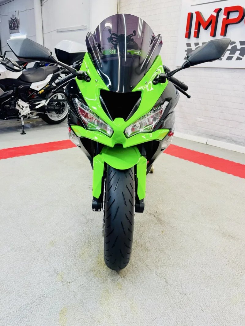 мотоцикл Kawasaki Ninja 636 ZX-6R 2523 км з Японії в оригіналі — фото 8