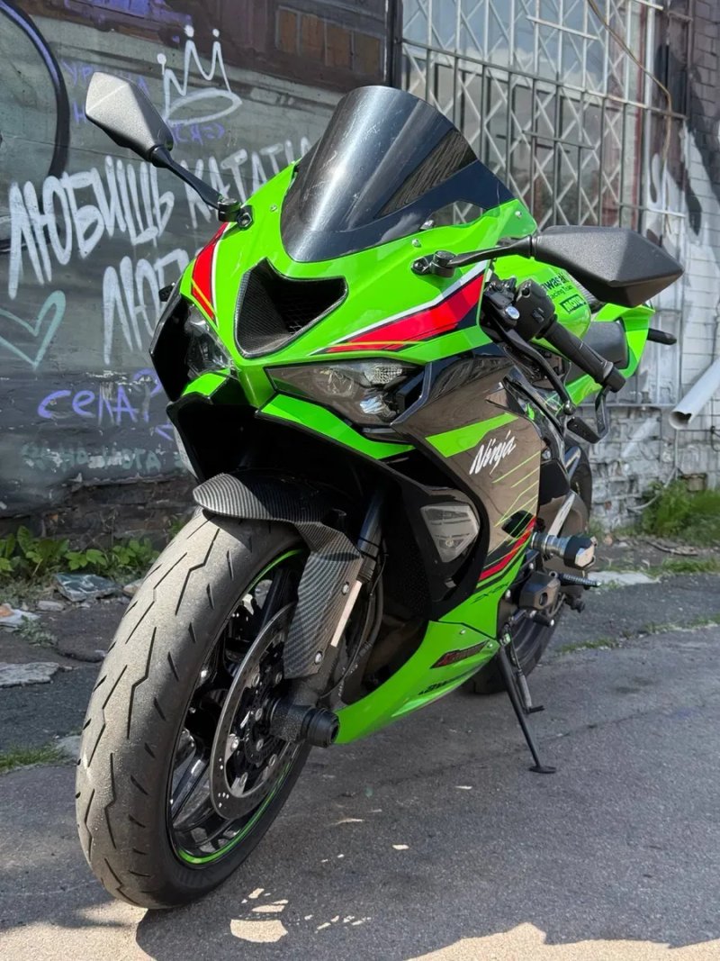 Мотоцикл Kawasaki Ninja ZX-6R 2024 рік — фото 3