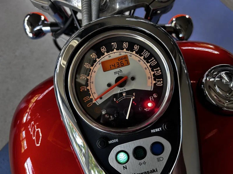 Мотоцикл Kawasaki Vulcan VN900 Custom 2009 рік — фото 7