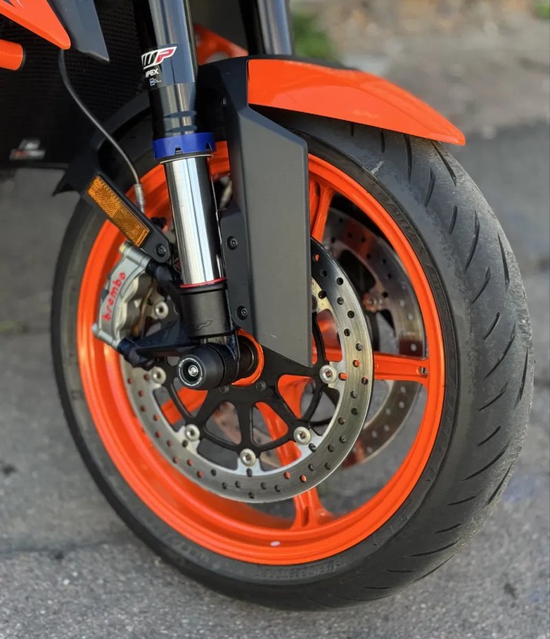 Мотоцикл KTM 1290 Super Duke R 2024 рік — фото 6