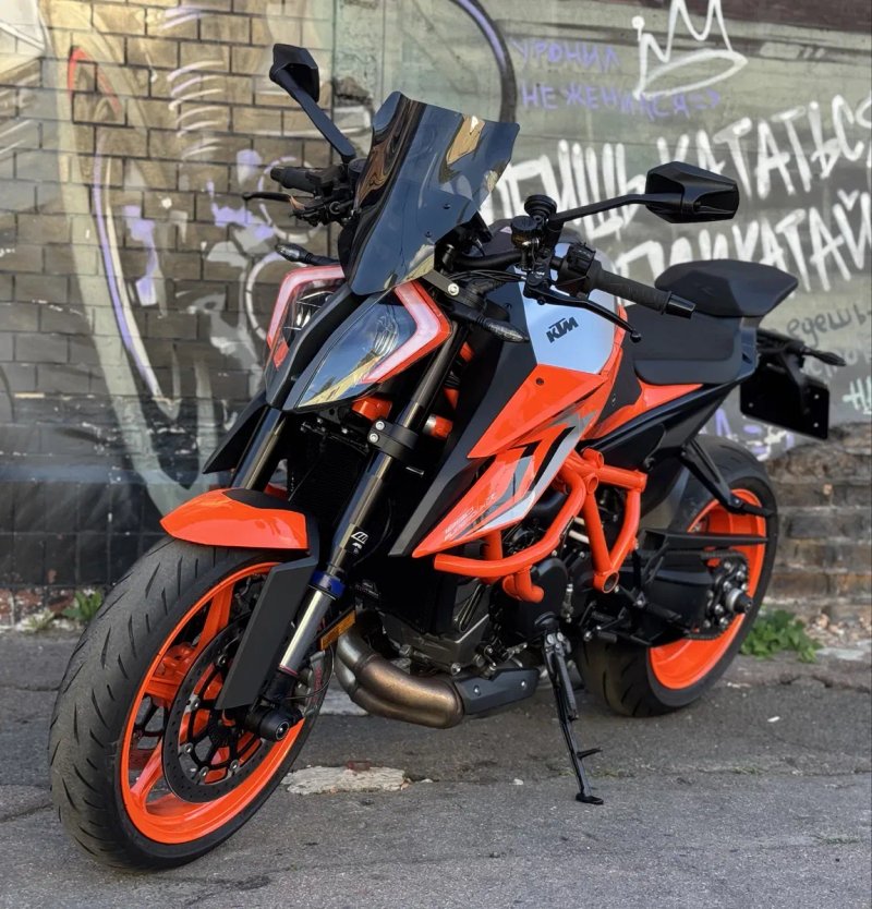 Мотоцикл KTM 1290 Super Duke R 2024 рік — фото 8