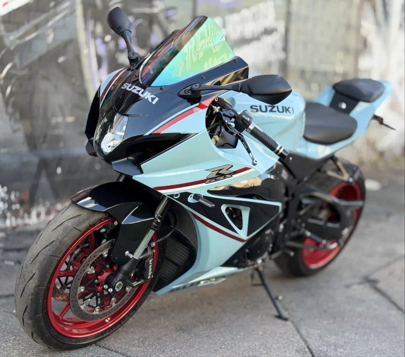 Мотоцикл Suzuki GSX R1000 2024 рік — фото 6