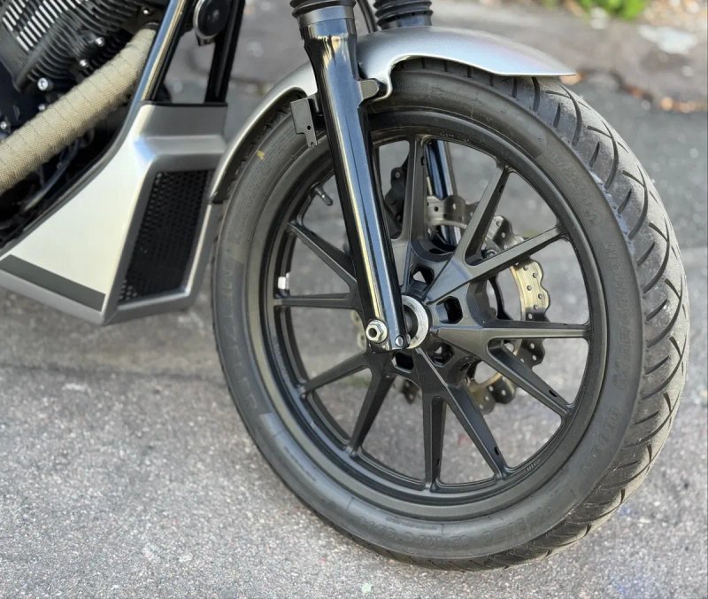Мотоцикл  Yamaha Bolt Cafe Racer 2014 рік — фото 4