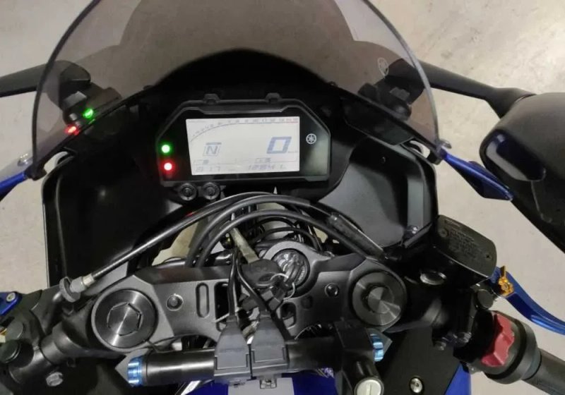 Мотоцикл YAMAHA YZF-R25 2020 року з Японії в Артмото — фото 5