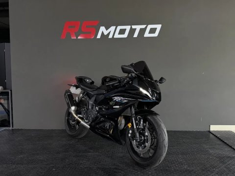 Мотоцикл Yamaha YZF-R7 2022 рік