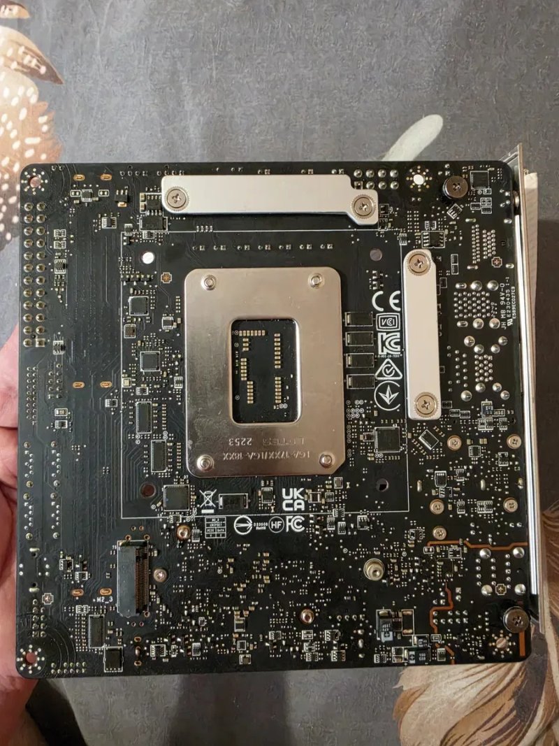 MSI MPG Z790I Edge WiFi — фото 3