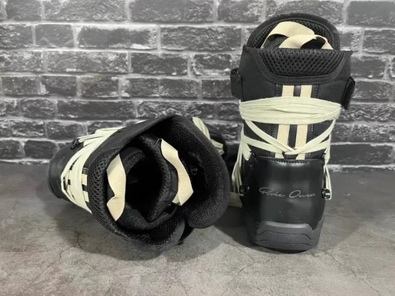 Мунбуты рик овенс,в колобараций монклер Rick Owens x Moncler Amber Megalace Boots — фото 4