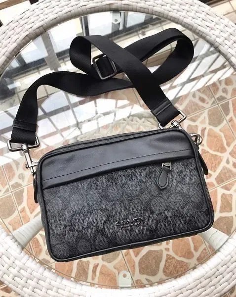 Мужская сумка coach чоловіча барсетка коач кроссбоді придбати