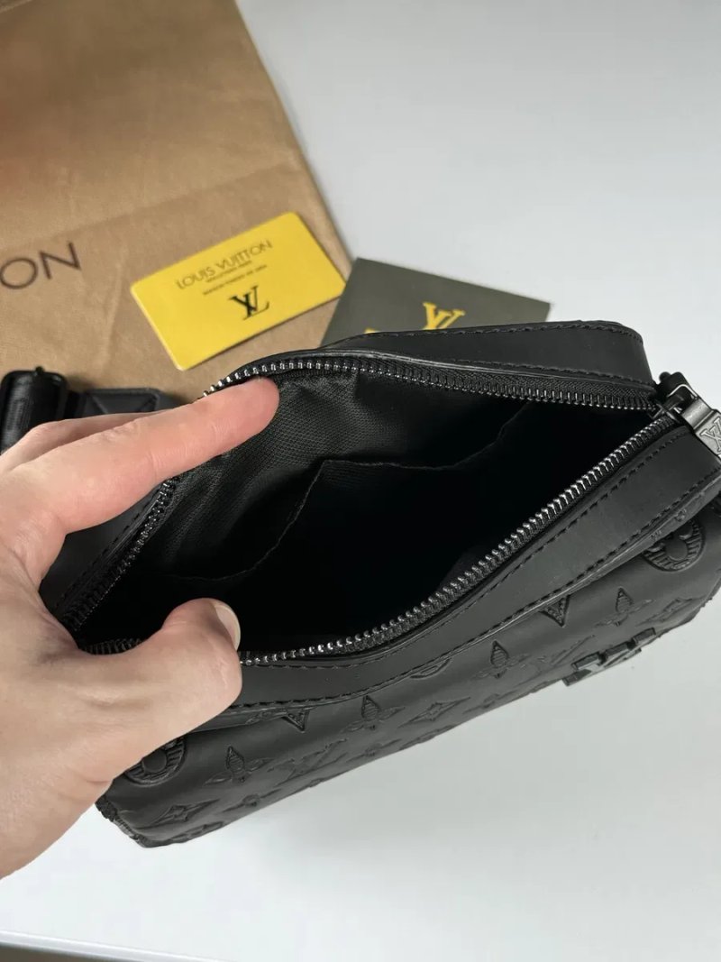 Мужская сумка Louis Vuitton чоловіча сумка клатч барсетка месенджер через плече бананка — фото 4