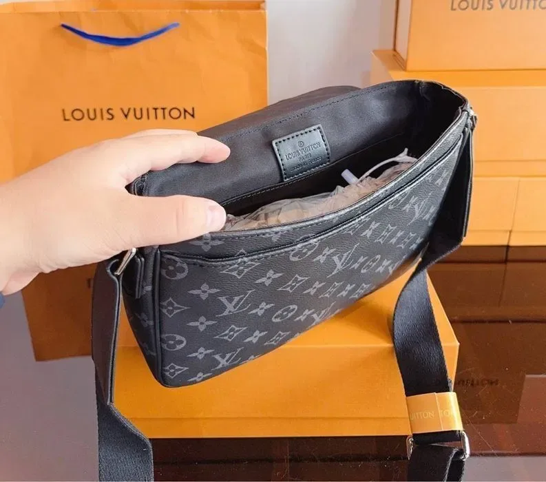 Мужская сумка Louis Vuitton District чоловіча сумка барсетка — фото 5
