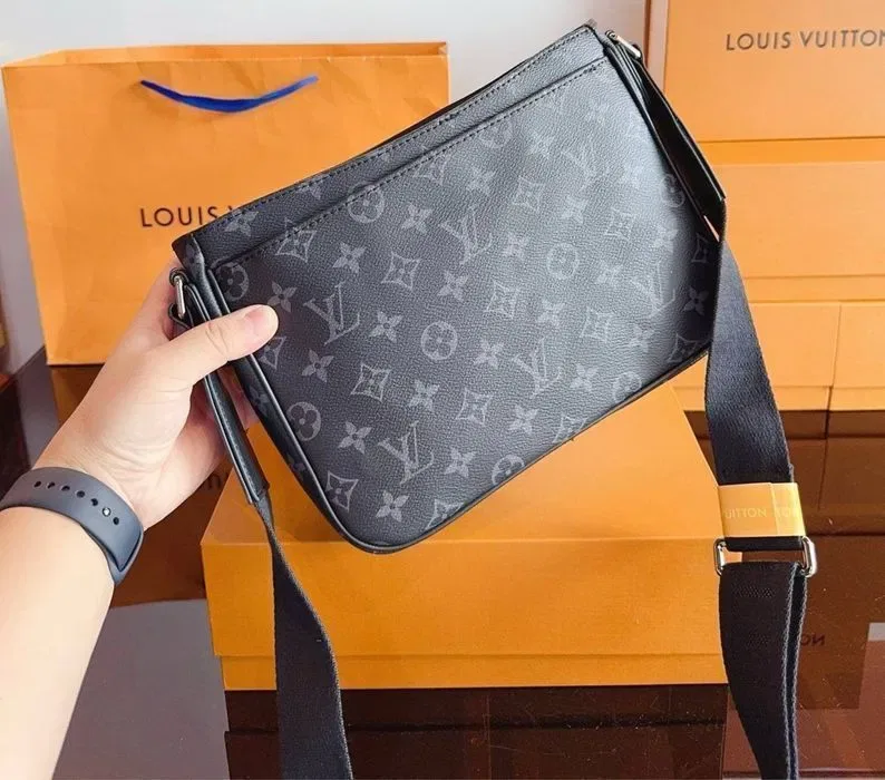Мужская сумка Louis Vuitton District чоловіча сумка барсетка — фото 7