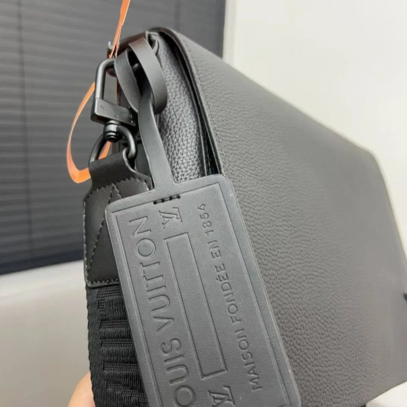 Мужская сумка  Мессенджер Louis Vuitton Takeoff чооовіча сумка луі — фото 5