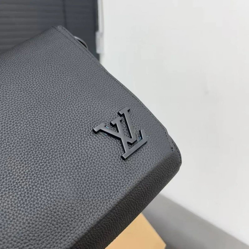 Мужская сумка  Мессенджер Louis Vuitton Takeoff чооовіча сумка луі — фото 7