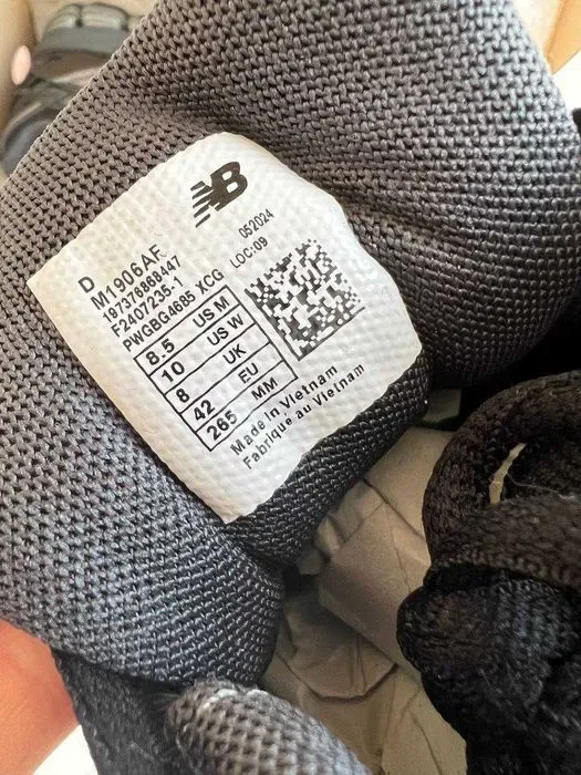 Мужские кроссовки New Balance 1906A Black&Silver. 40-45 — фото 4