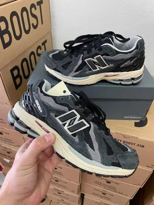 Мужские кроссовки New Balance 1906D Black Protection Pack Premium. — фото 2