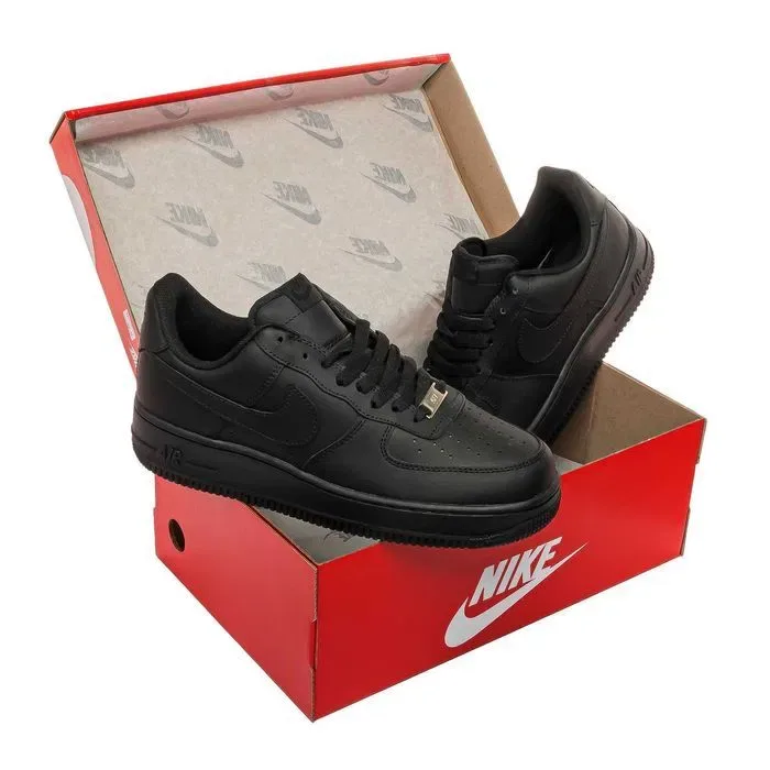 Мужские кроссовки Nike Air Force 1 Black Premium. Размеры 41-45 — фото 2