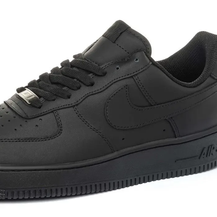 Мужские кроссовки Nike Air Force 1 Black Premium. Размеры 41-45 — фото 4