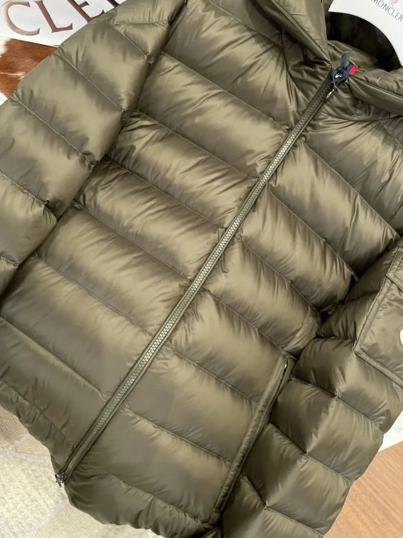 Мужской зимний пуховик Moncler цвет хаки L/XL — фото 6