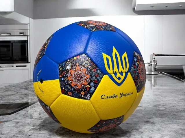 Мяч футбольний фінал ліги чемпіонів термошов розмір 5 великий вибір мячів — фото 5