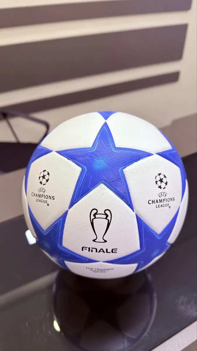 Мяч футбольний розмір 4 термошов Champions league FINALE м'яч ліги чемпіонів — фото 3