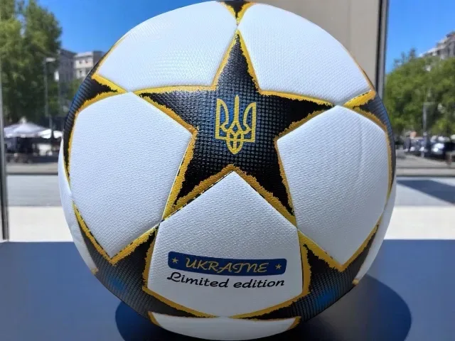Мяч Футбольний розмір 5 термошов Україна лімітована серія — фото 3