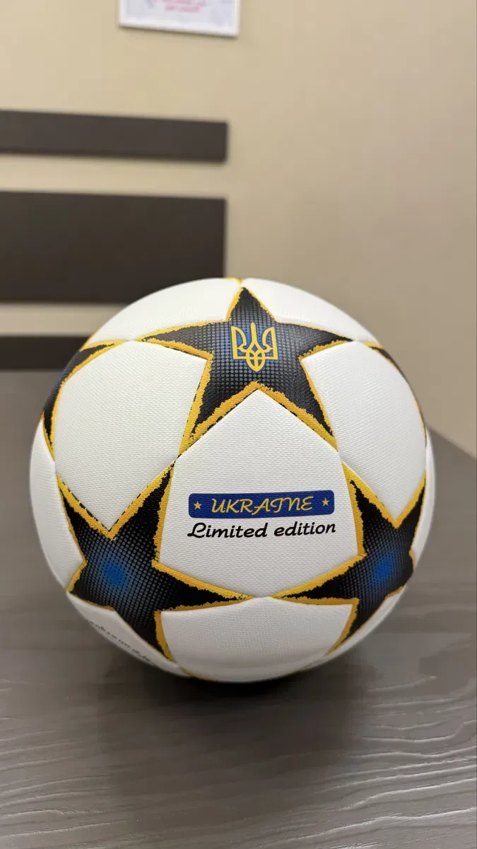 Мяч Футбольний розмір 5 термошов Україна лімітована серія — фото 4