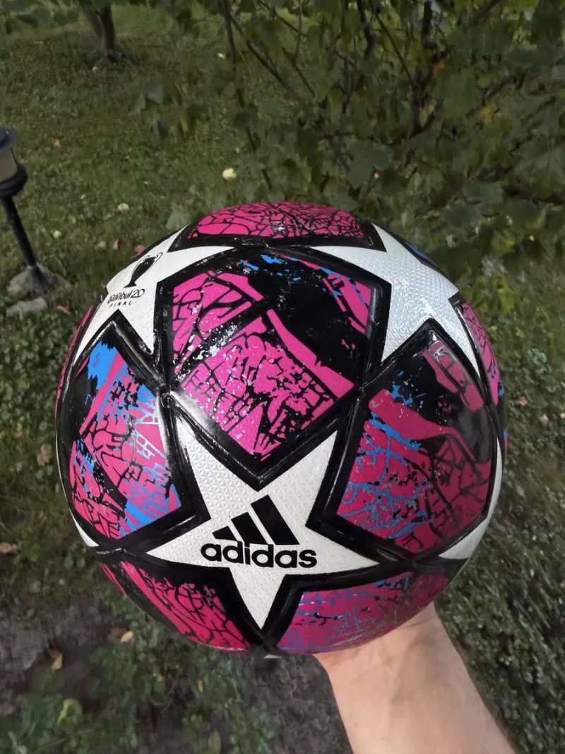 Мяч футбольный adidas Istanbul final 2020  розміри 4 та 5 термошов — фото 3