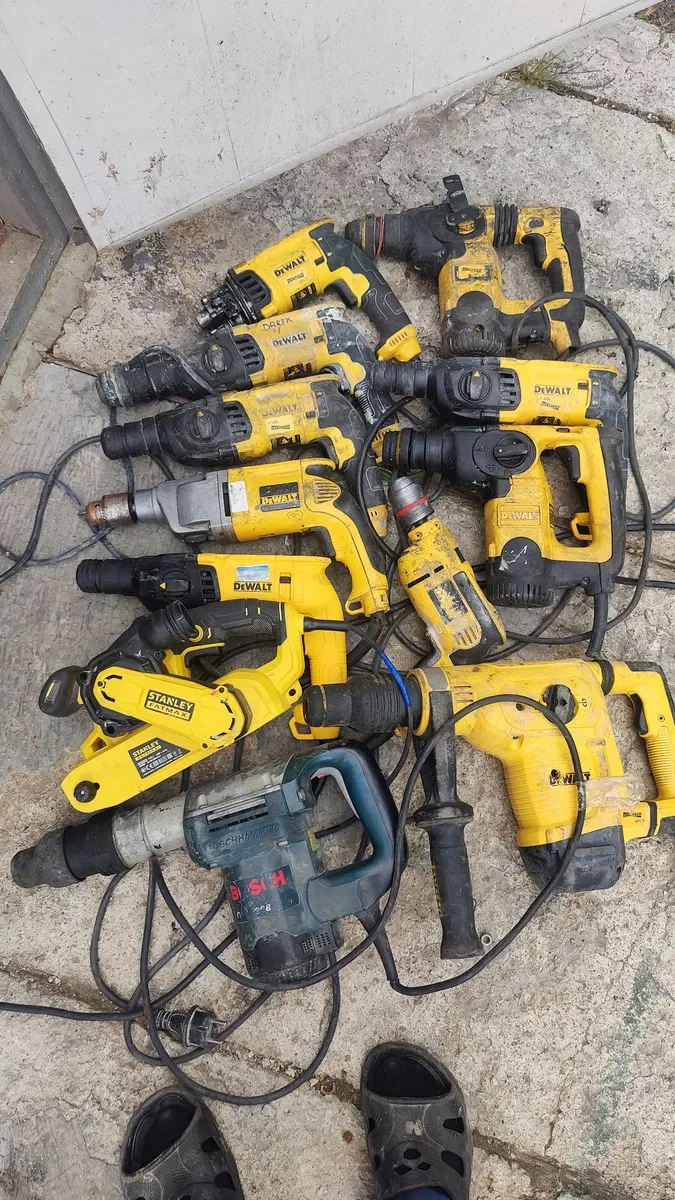 На запчасти или востоковедения инструмент Dewalt — фото 5