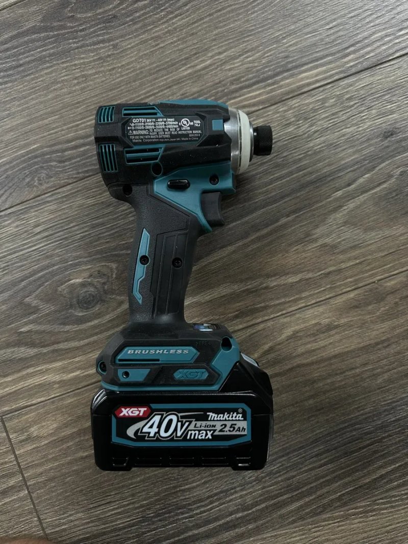 Набір акумуляторних шуруповертів Makita GT200D.40v.Оригінал — фото 6
