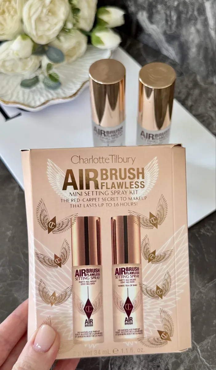 Набір фіксаторів для макіяжу  Charlotte Tilbury Airbrush Flawless Setting Spray Duo — фото 3