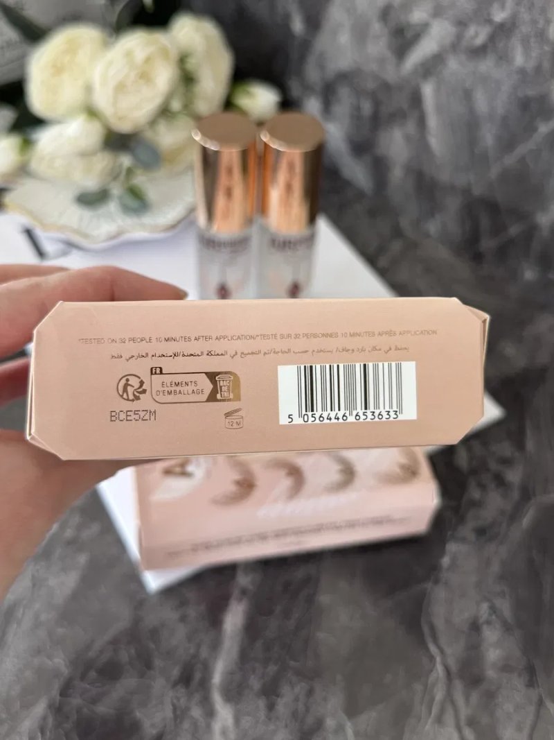 Набір фіксаторів для макіяжу  Charlotte Tilbury Airbrush Flawless Setting Spray Duo — фото 4