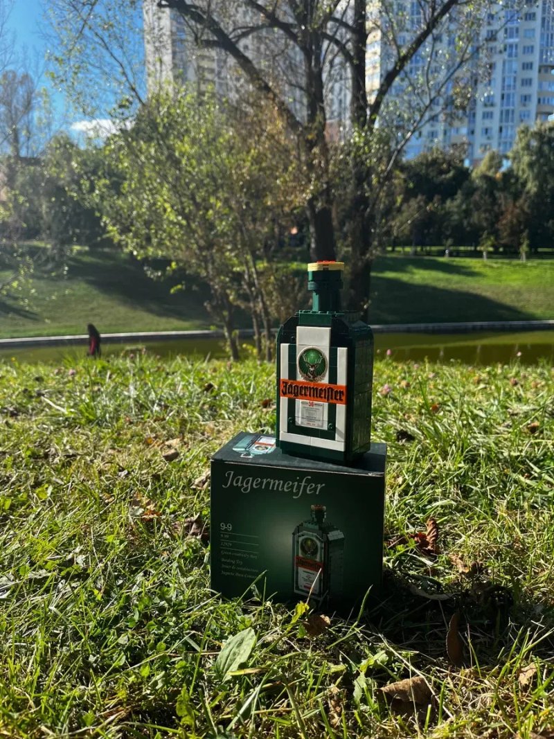 Набір LEGO у вигляді пляшки Jägermeister лего Егермейстер — фото 2
