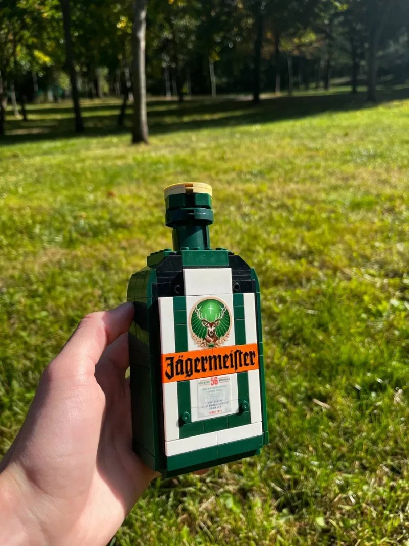 Набір LEGO у вигляді пляшки Jägermeister лего Егермейстер — фото 3