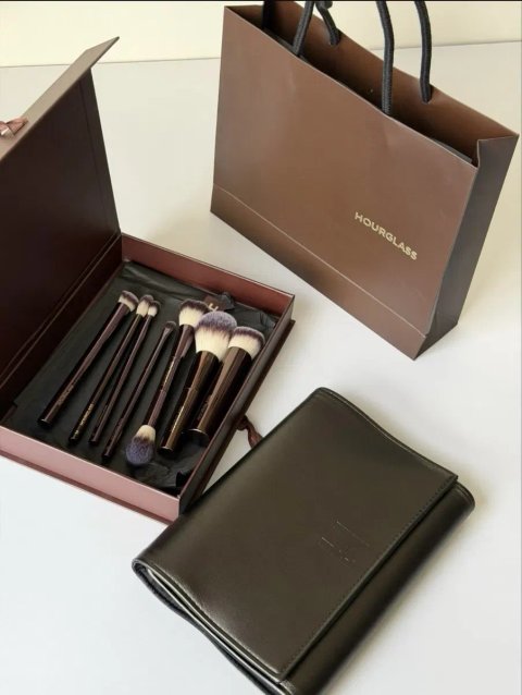 Набір пензлів Hourglass Travel Brush Set