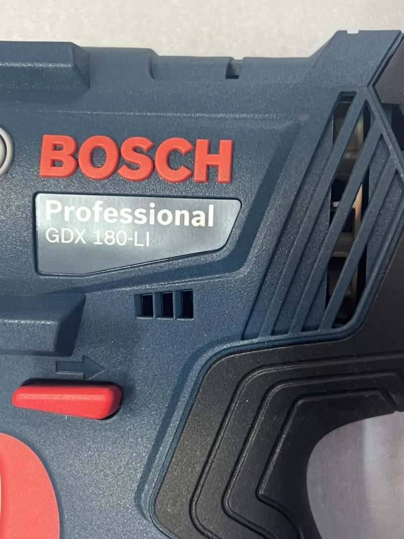 Набір профес Акумуляторний гвинтокрут Bosch18  GDX 180-LI 2х2.0 Ач +зп — фото 6