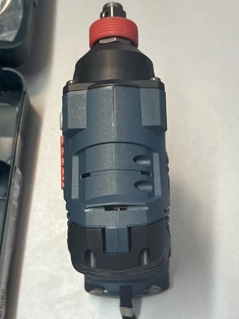 Набір профес Акумуляторний гвинтокрут Bosch18  GDX 180-LI 2х2.0 Ач +зп — фото 8