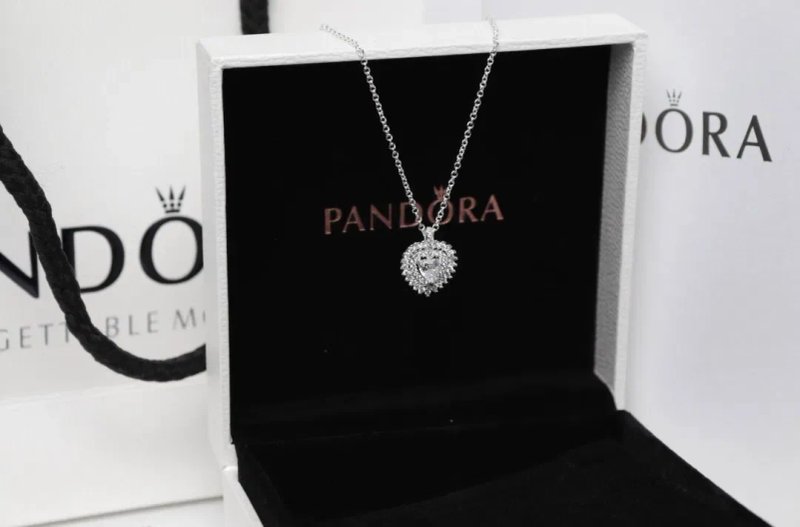 Намисто Pandora Сяюче серце з ореолом / Кольє Пандора з кулоном / Намисто Pandora «Сяюче серце» — Вишуканий подарунок дівчині / коханій — фото 4