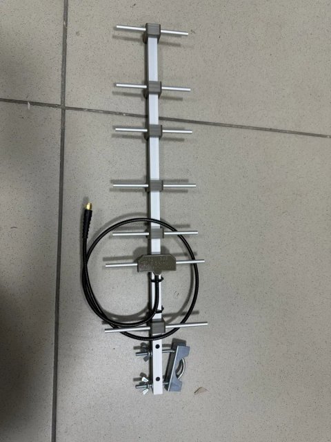 Направленная антенна Yagi на 915Мгц 11.5dBi