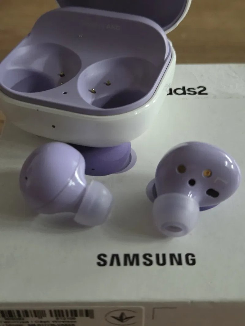 Наушники Samsung Buds2 — фото 2