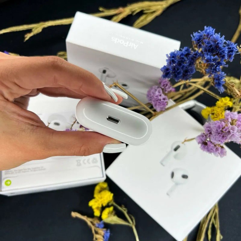 Навушники  АирПодс 3 HC with Wireless Charging Case (MME73CH/A) White  + чехол — фото 3