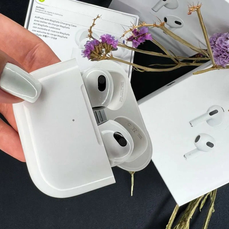 Навушники  АирПодс 3 HC with Wireless Charging Case (MME73CH/A) White  + чехол — фото 5