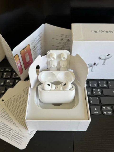 Навушники Apple Airpods Pro 2 Generation з шумозаглушенням