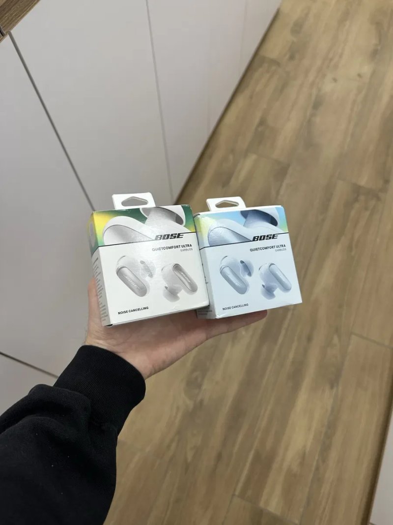 Навушники Bose QuietComfort Ultra Noise Cancelling Earbuds — фото 3