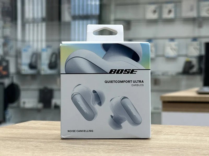 Навушники Bose QuietComfort Ultra Noise Cancelling Earbuds — фото 4