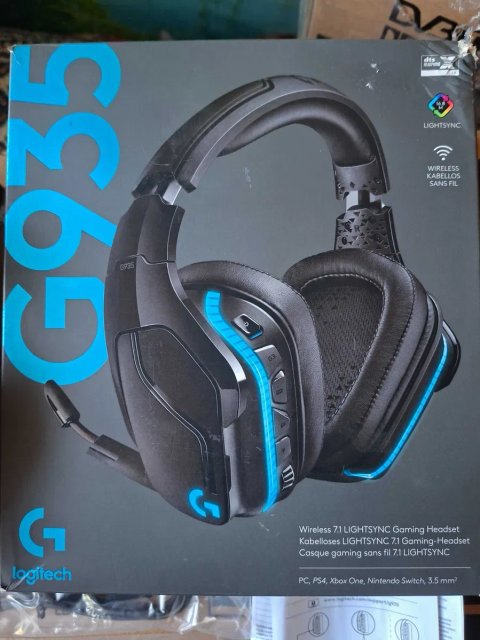 навушники Lоgitech G935