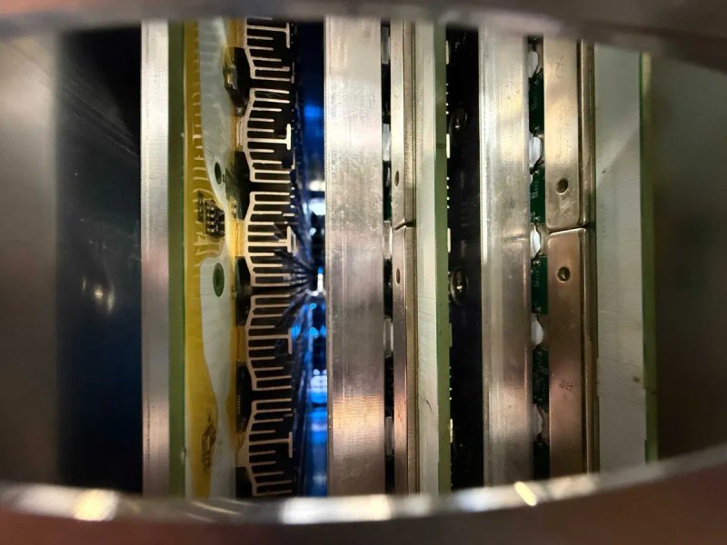 Наявність! Asic Antminer L9 Hydro 16 Gh на водоблоках + Гарантія, асік, майнер — фото 6